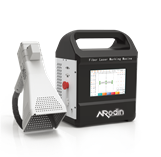 Holding a laser marking machine, marking the innovators of the new era.